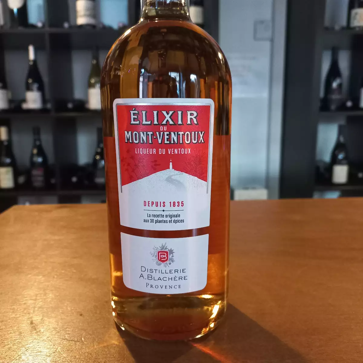 Distillerie A. Blachère. Elixir du Mont Ventoux. 43%. 70cl